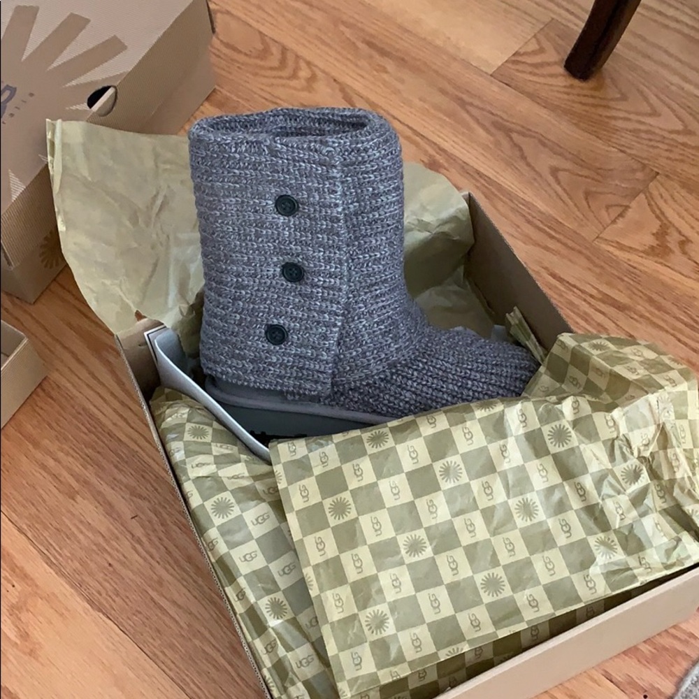 COPY - Brand new pair of classic UGG wool knit bo…